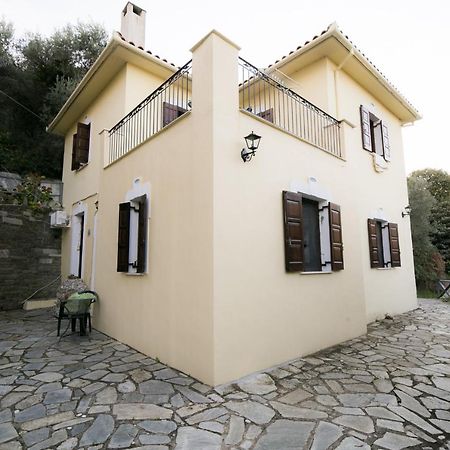 Niriides Apartment Agios Ioannis  エクステリア 写真