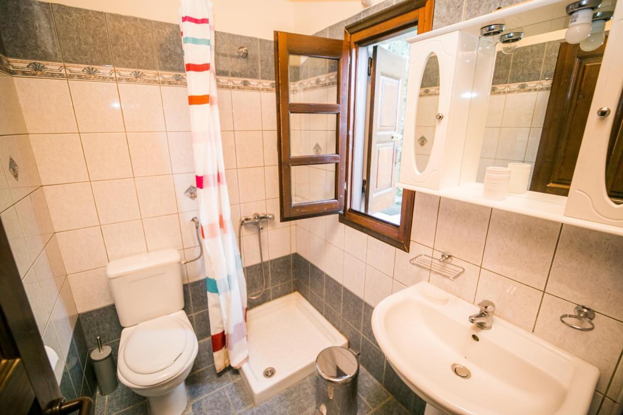 Niriides Apartment Agios Ioannis  エクステリア 写真