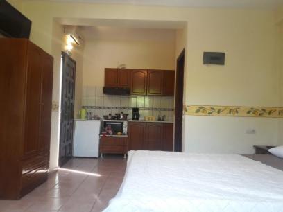 Niriides Apartment Agios Ioannis  エクステリア 写真